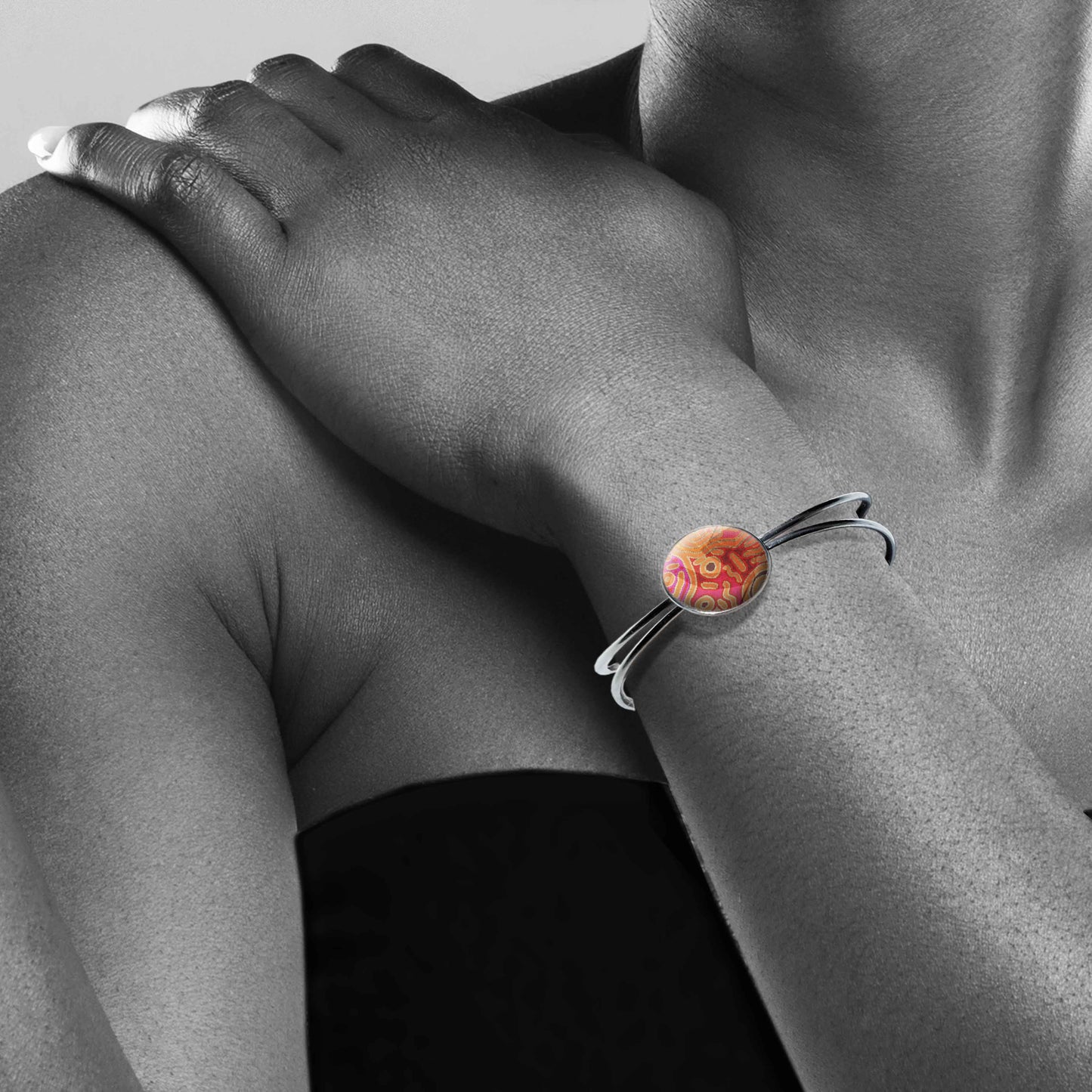 BESS CORAL PINK DOUBLE WIRE BANGLE - B155