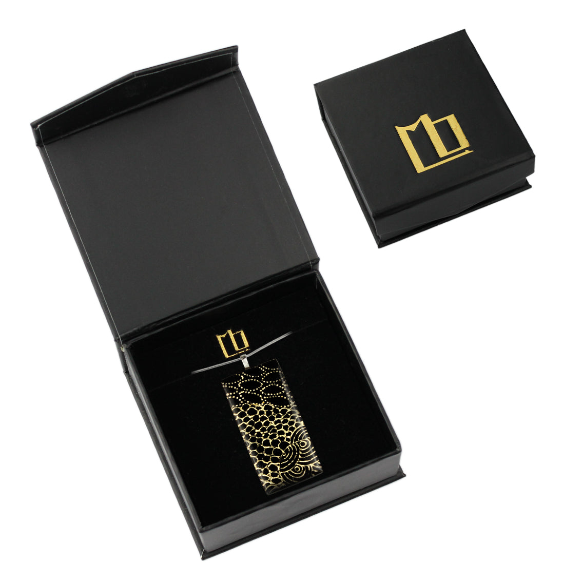ELSIE GOLD AND BLACK LARGE RECTANGLE PENDANT ON A CHAIN NECKLACE - SD227