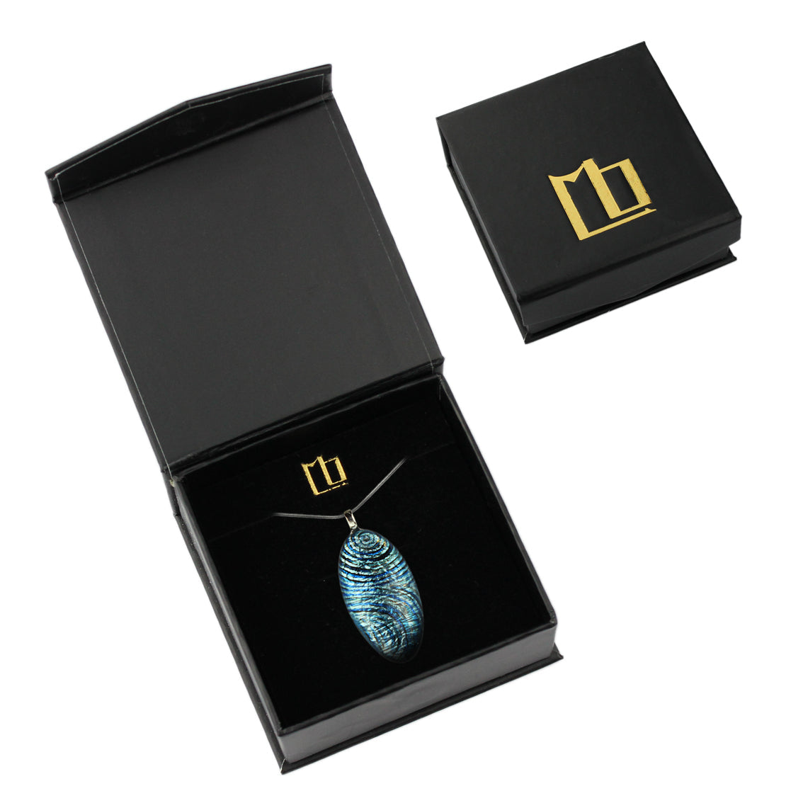 PAULINE GALLAGHER MINA BLUE NARROW OVAL PENDANT ON A CHAIN NECKLACE - SD053