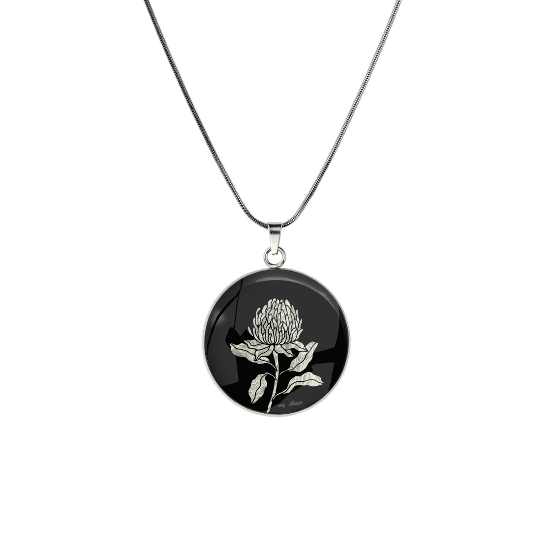 AUSTRALIAN NATIVE FLORA - WARATAH TELOPEA CIRCLE PENDANT ON A CHAIN NECKLACE - D935S - on Satchel