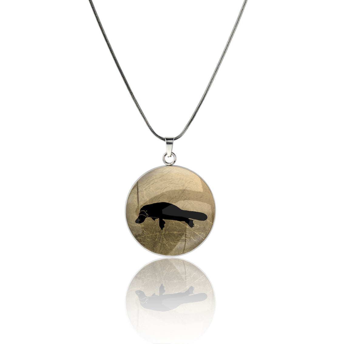 PLATYPUS CIRCLE PENDANT ON A CHAIN NECKLACE - MFY184S - on Satchel