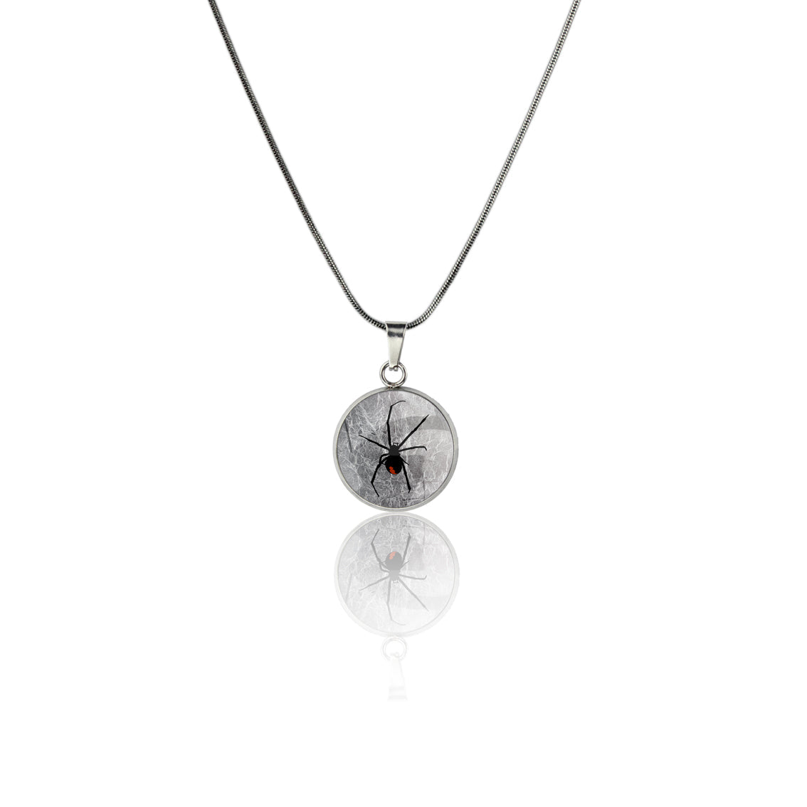 REDBACK XS CIRCLE PENDANT ON A CHAIN NECKLACE - MFY200 - in Circle Box