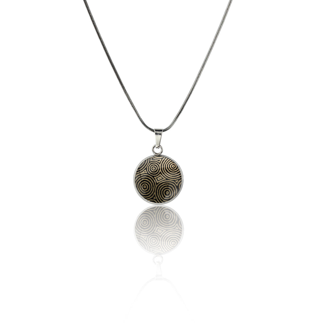 SARAH GOLD AND BLACK XS CIRCLE PENDANT ON A CHAIN NECKLACE - M082S - on Satchel