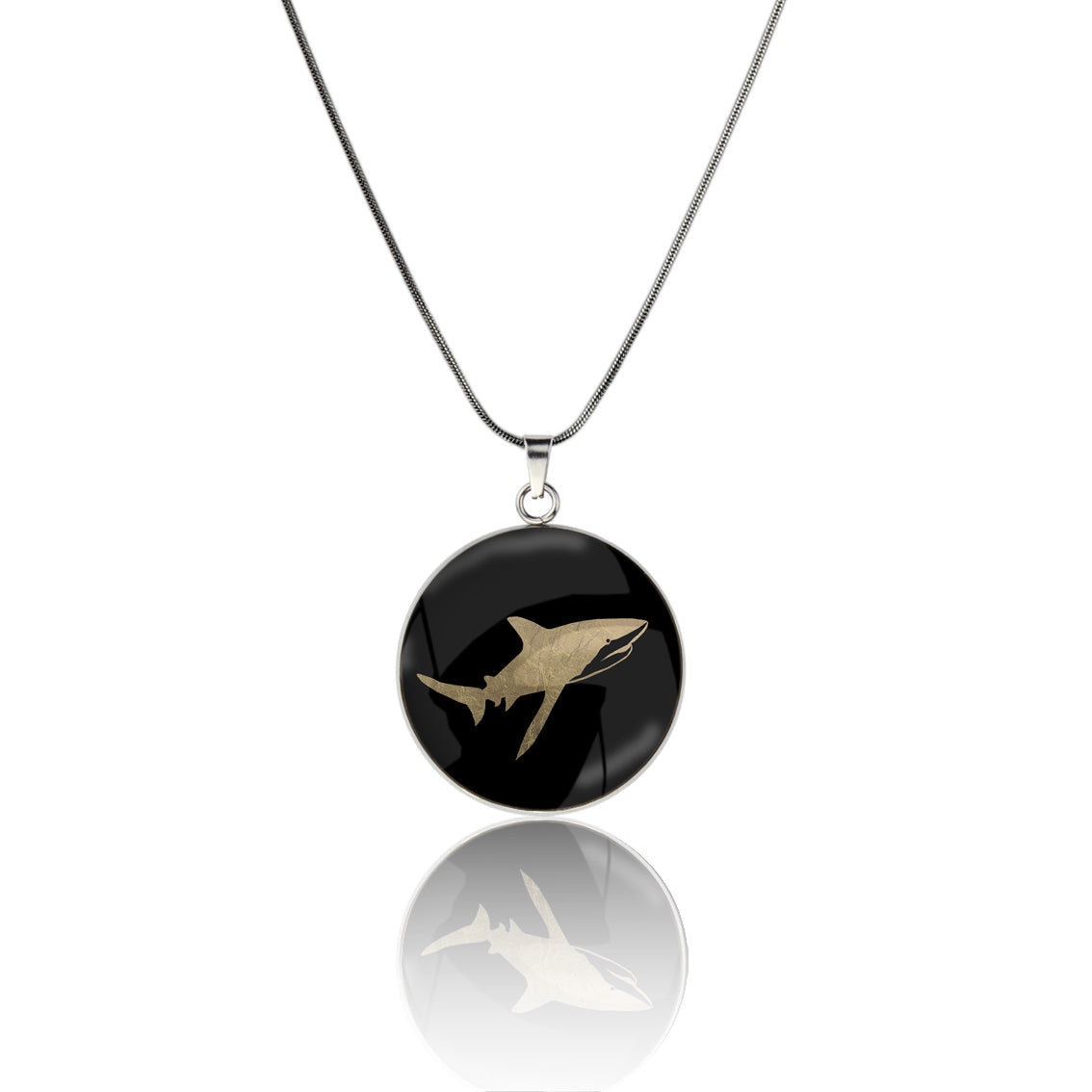 SHARK CIRCLE PENDANT ON A CHAIN NECKLACE - MFY273 - in Circle Box