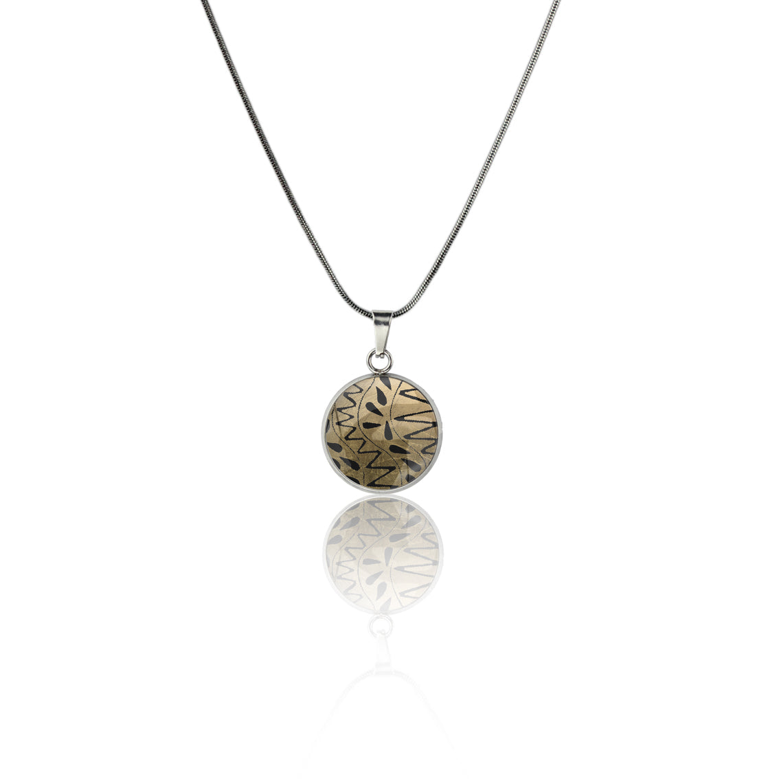 URSULA BLACK AND GOLD XS CIRCLE PENDANT ON A CHAIN NECKLACE - M188S - on Satchel