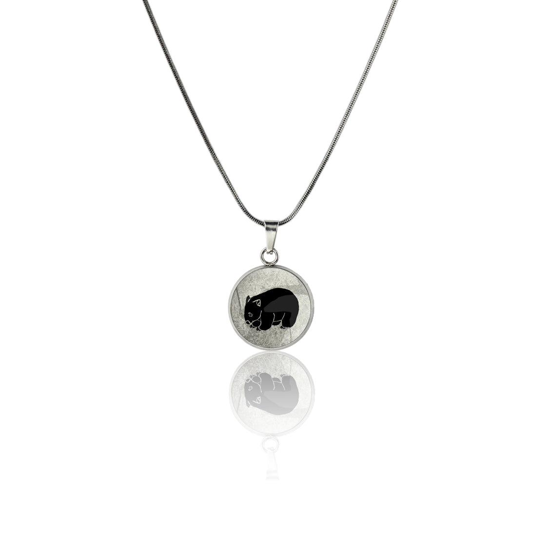 WOMBAT XS CIRCLE PENDANT ON A CHAIN NECKLACE - MFY248S - on Satchel