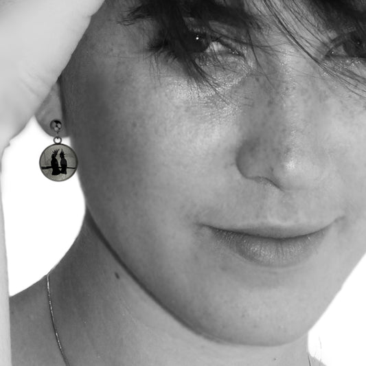 COCKATOO COUPLE DANGLE DROP CIRCLE EARRINGS - MFY227 - in Circle Box
