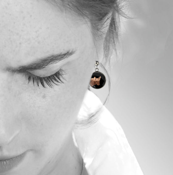 DINGO CLOSE-UP DANGLE DROP CIRCLE EARRINGS - MFY207S - on Satchel