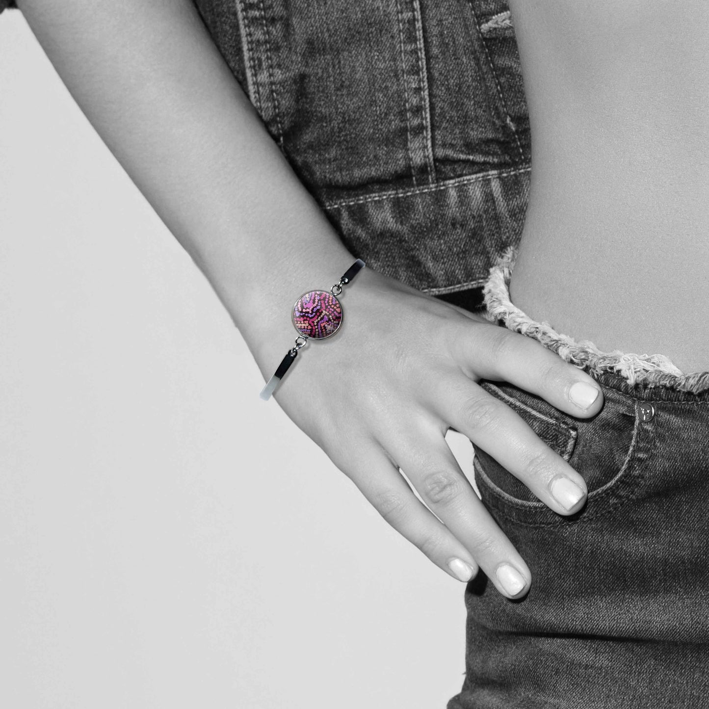 JOY PURPLE DANGLE BANGLE - B127