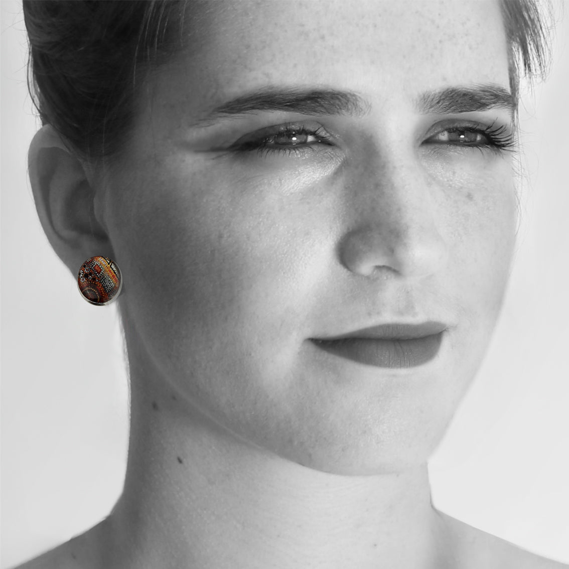 CROCODILE STORY STUD EARRINGS - SD288 - in Circle Box