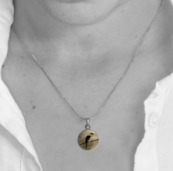 KOOKABURRA XS CIRCLE PENDANT ON A CHAIN NECKLACE - MFY149S - on Satchel