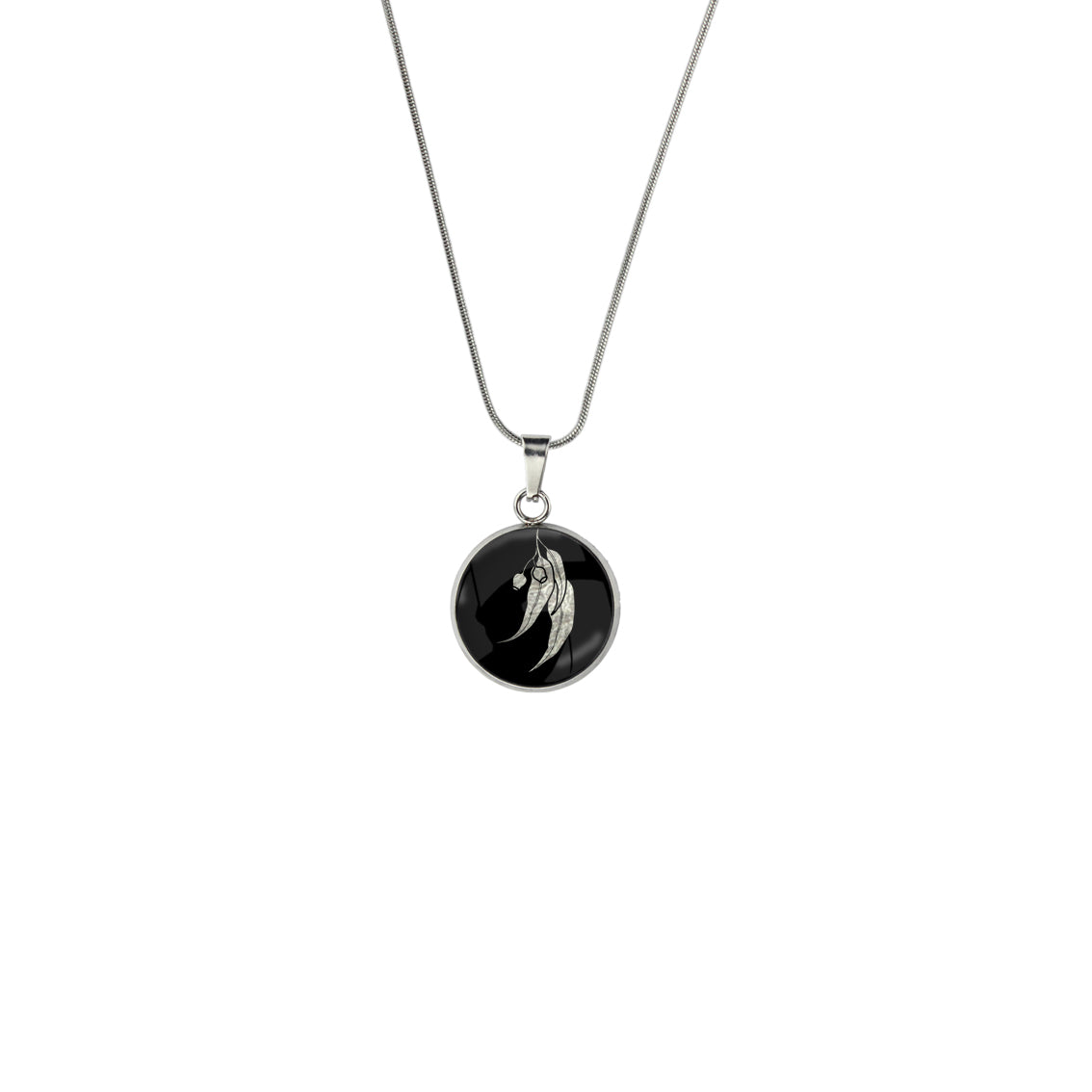 AUSTRALIAN NATIVE FLORA - EUCALYPTUS GUMNUT XS CIRCLE PENDANT ON A CHAIN NECKLACE - D865 - in Circle Box