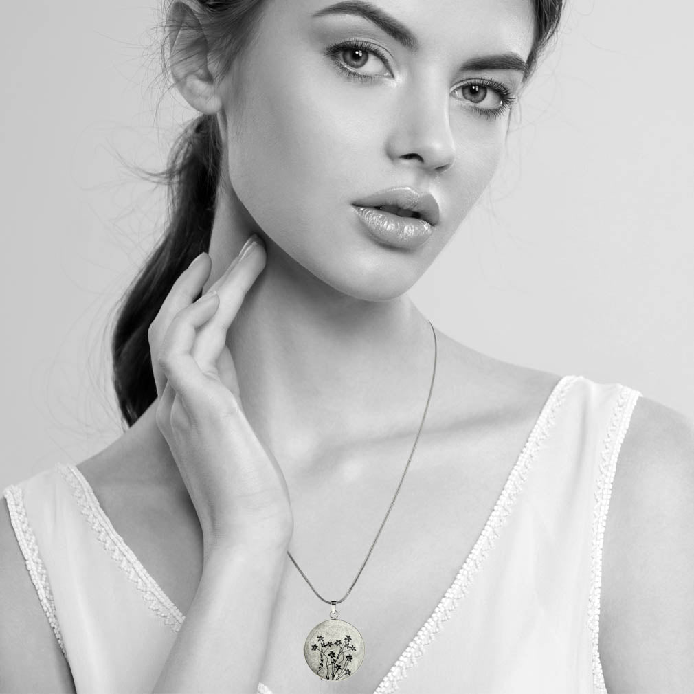 AUSTRALIAN NATIVE FLORA - NATIVE BLUEBELL CIRCLE PENDANT ON A CHAIN NECKLACE - D895S - on Satchel