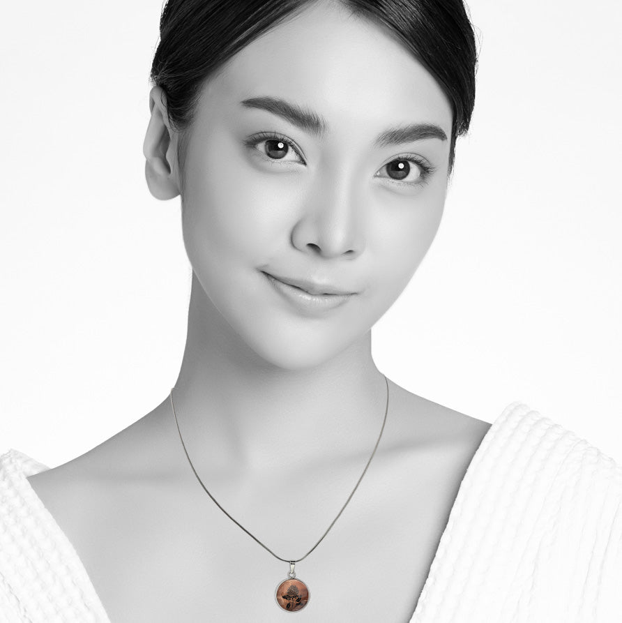 AUSTRALIAN NATIVE FLORA - WARATAH TELOPEA XS CIRCLE PENDANT ON A CHAIN NECKLACE  - D933 - in Circle Box