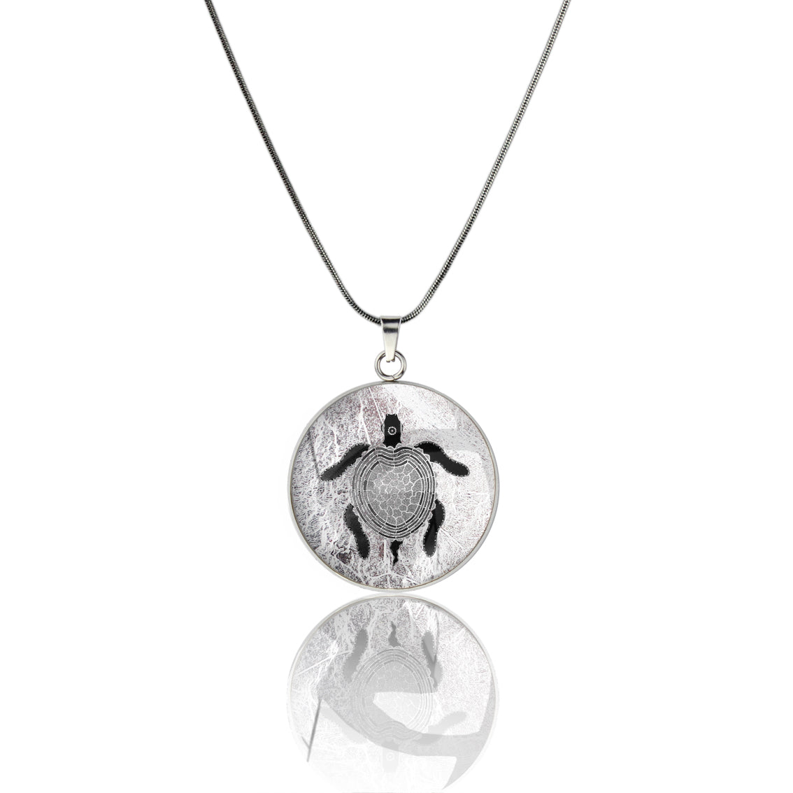 TROY LITTLE TURTLE CIRCLE PENDANT ON A CHAIN NECKLACE - SD465S - on Satchel