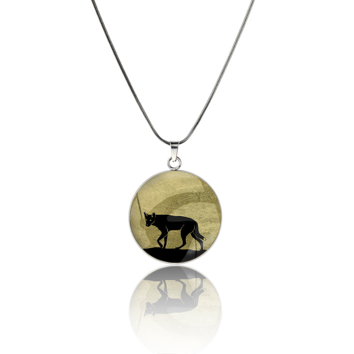 DINGO CIRCLE PENDANT ON A CHAIN NECKLACE - MFY210S - on Satchel