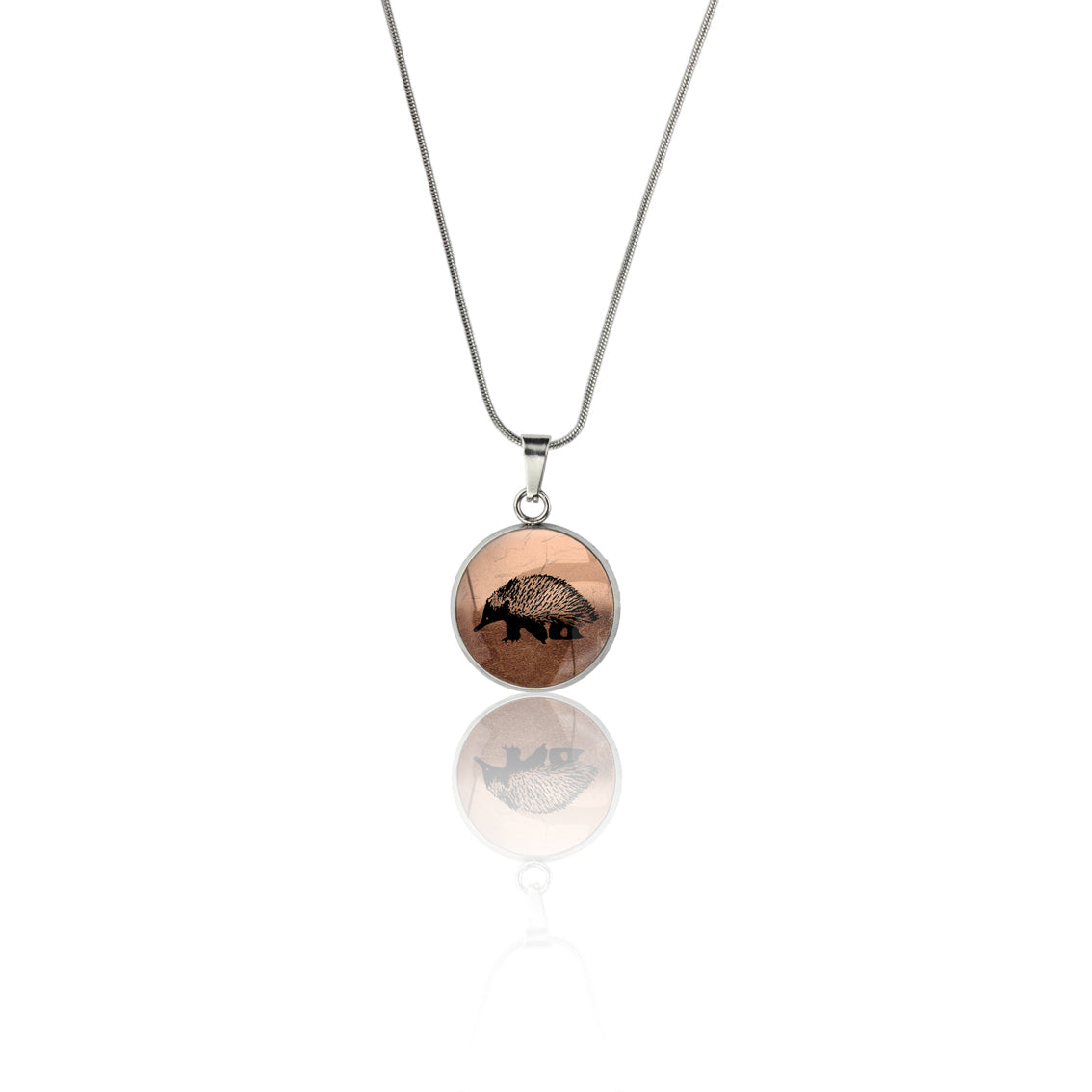 ECHIDNA XS CIRCLE PENDANT ON A CHAIN NECKLACE - MFY174S - on Satchel