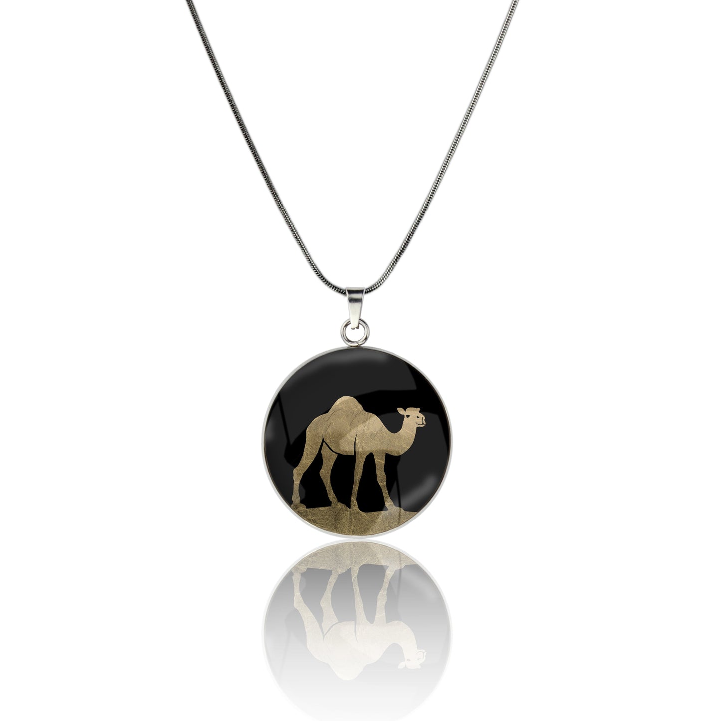 CAMEL CIRCLE PENDANT ON A CHAIN NECKLACE - MFY406S - on Satchel